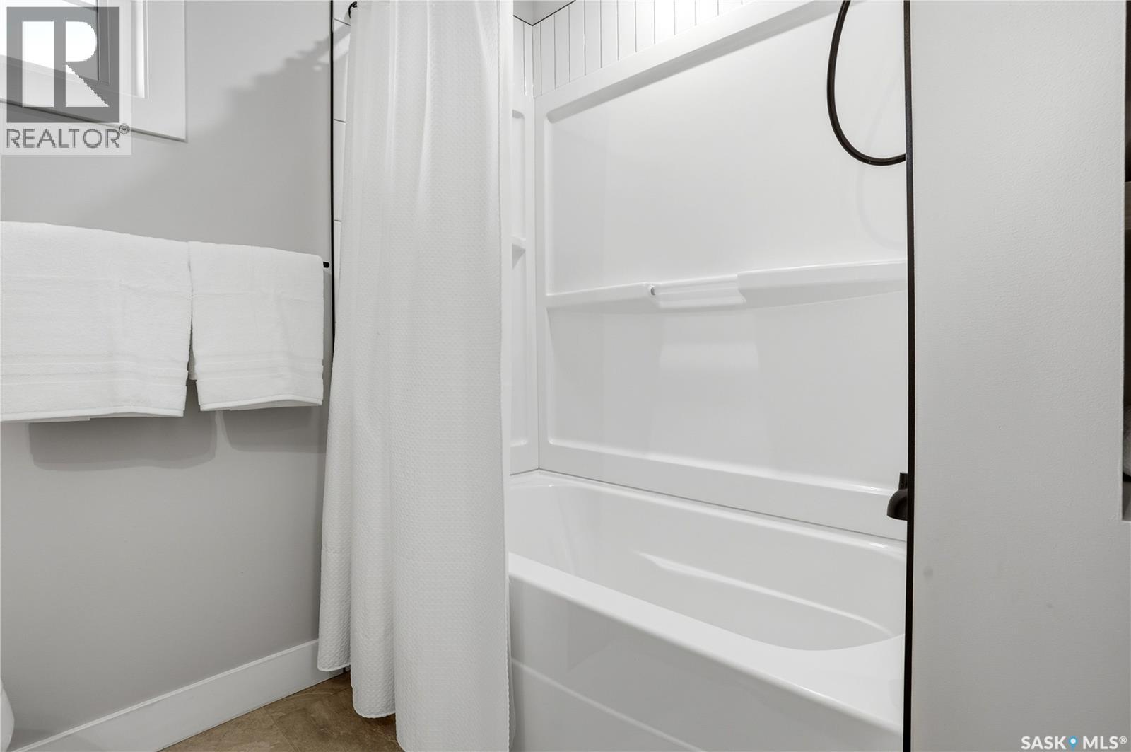 2202 WASCANA GREENS - 35