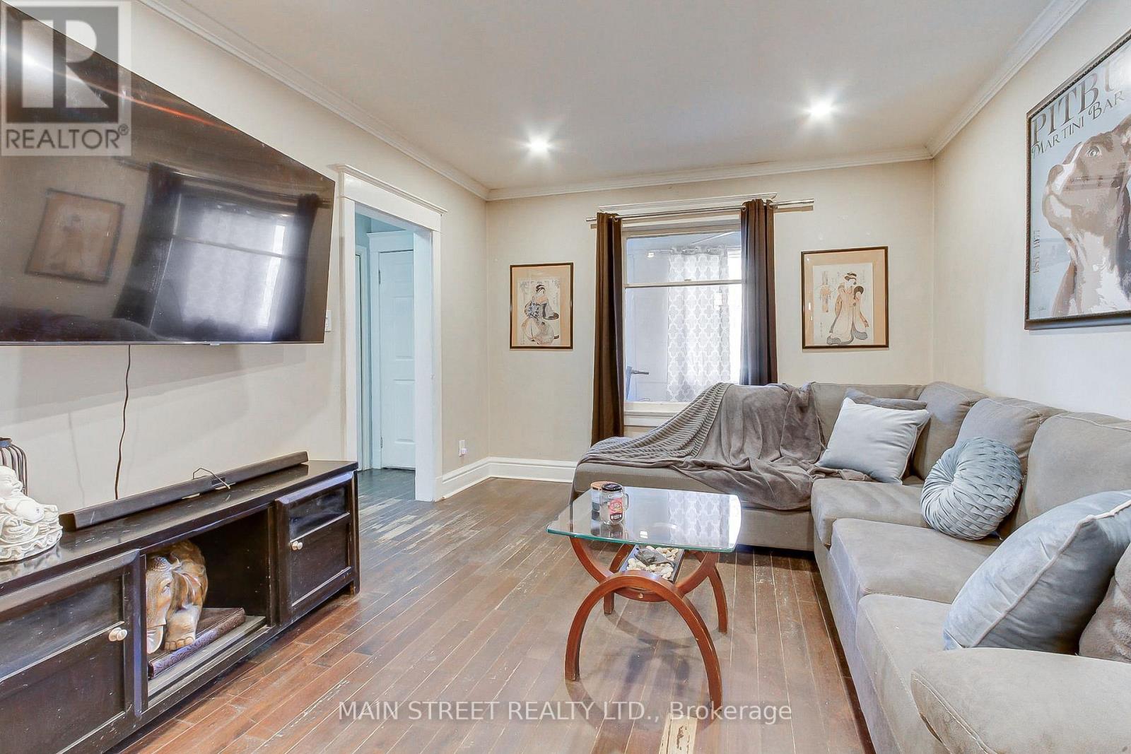 19 MACDONALD STREET - 7