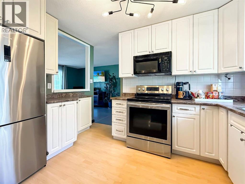 10534 98th Avenue - 7