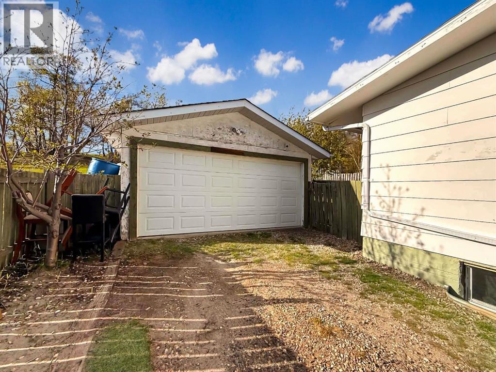10534 98th Avenue - 30