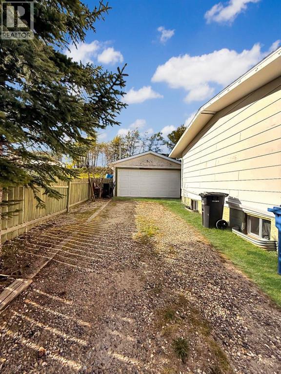 10534 98th Avenue - 31