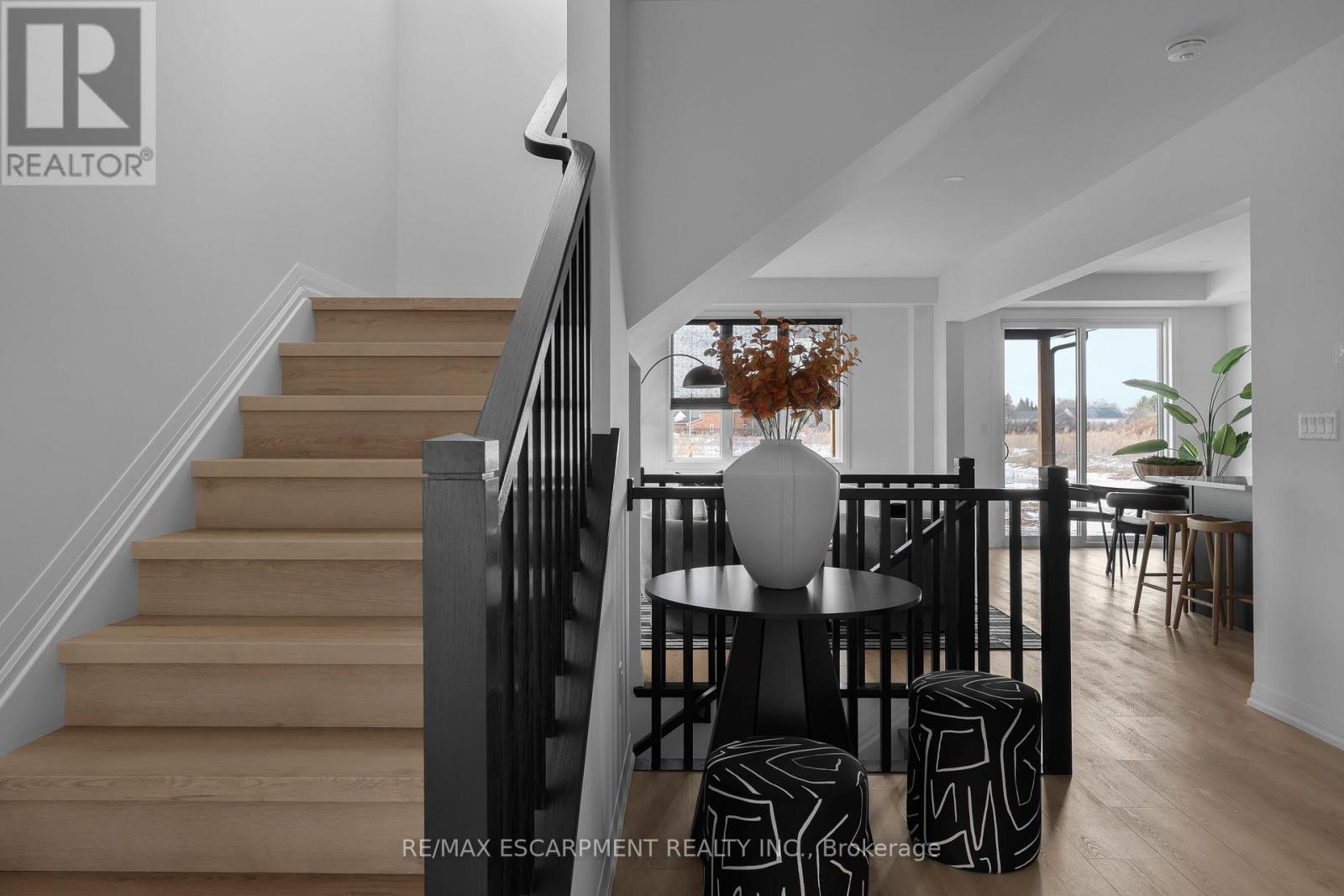 953 CLARE AVENUE - 24