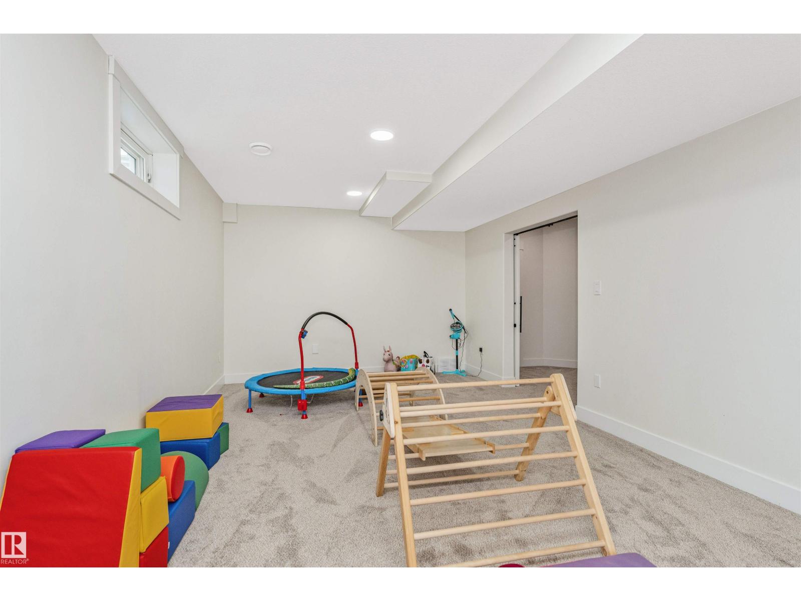 627 FOREST LN NW — photo 45