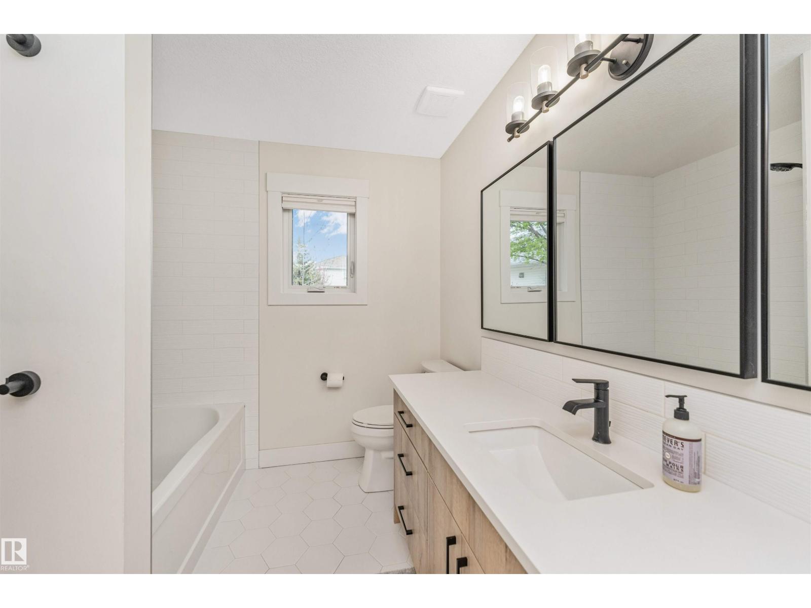 627 FOREST LN NW — photo 36