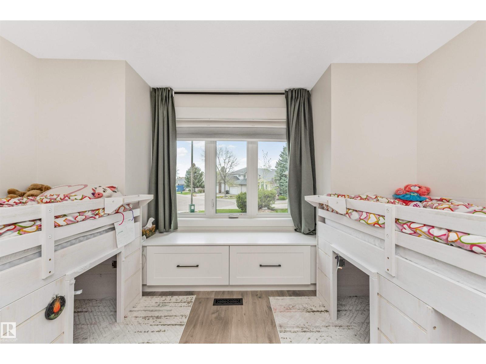 627 FOREST LN NW — photo 34