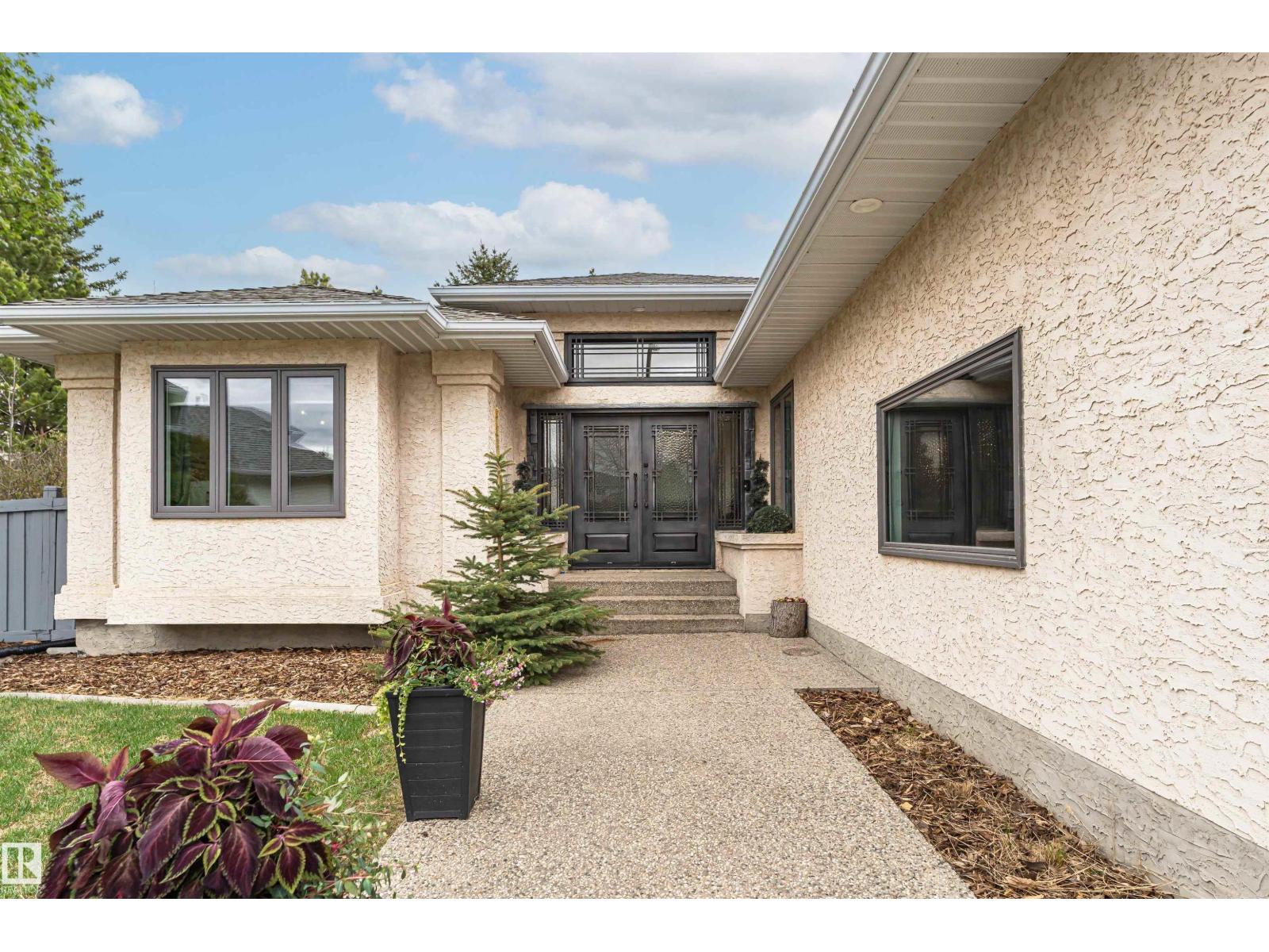 627 FOREST LN NW - photo 3