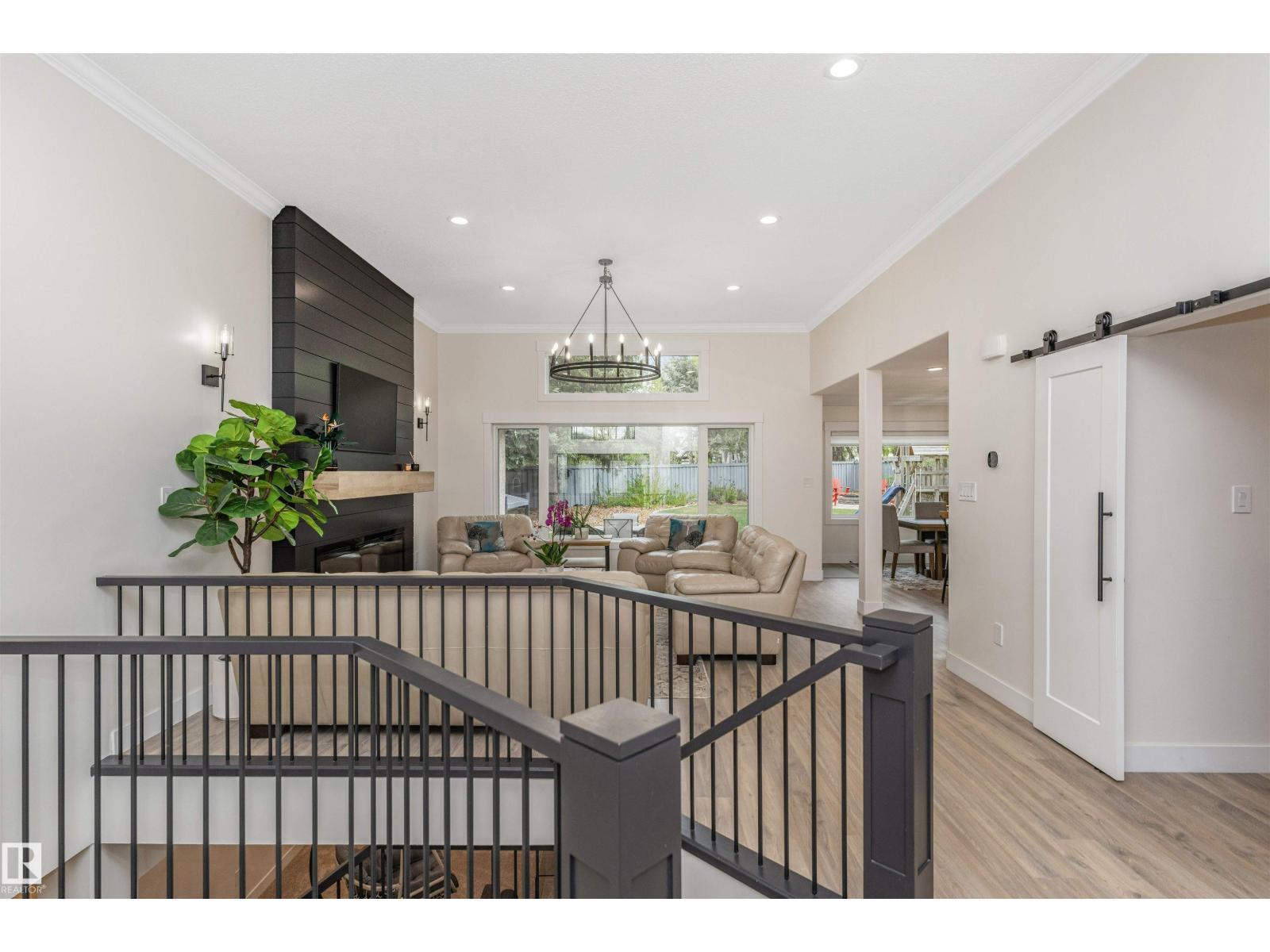 627 FOREST LN NW — photo 8