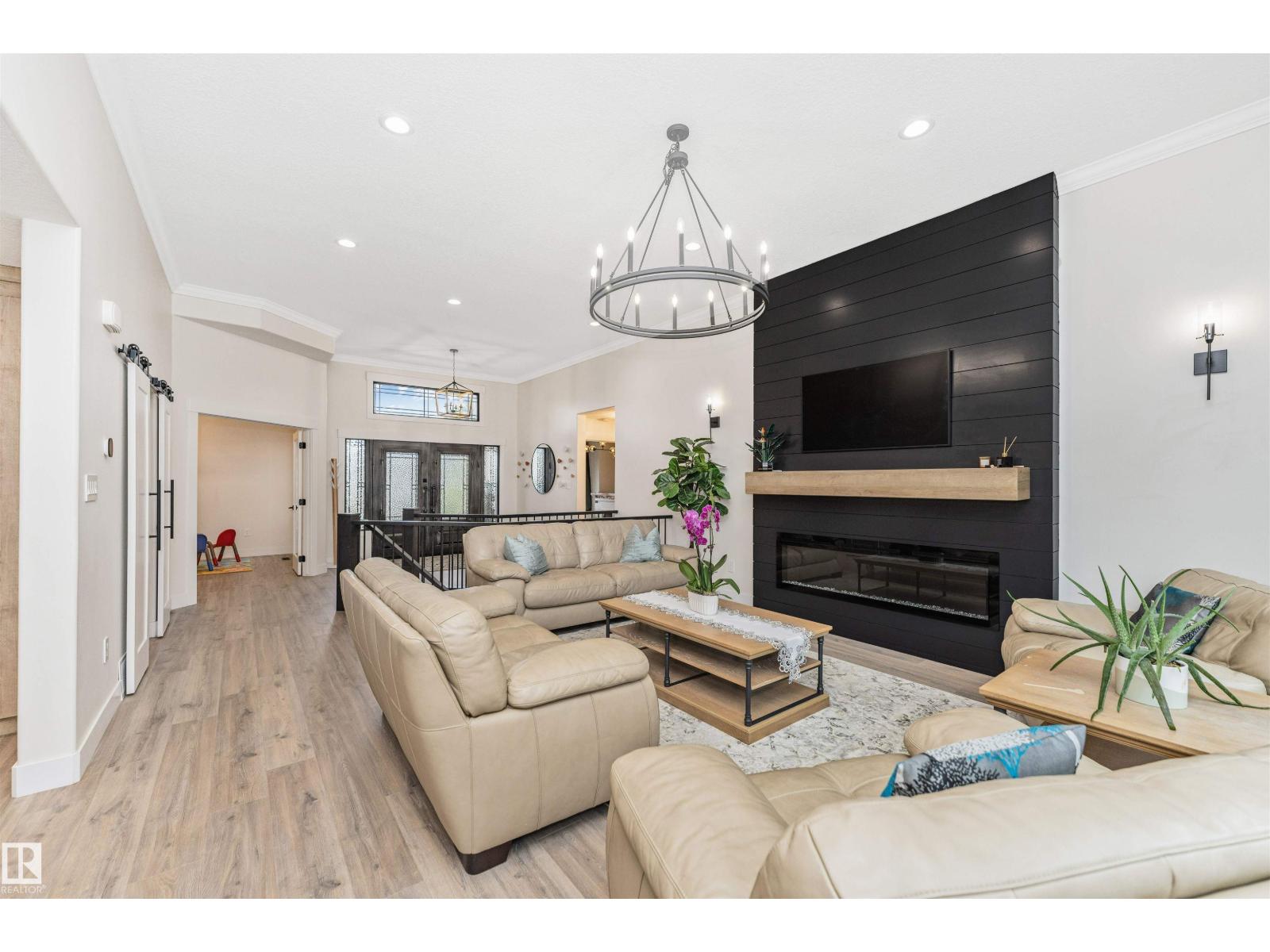 627 FOREST LN NW — photo 11