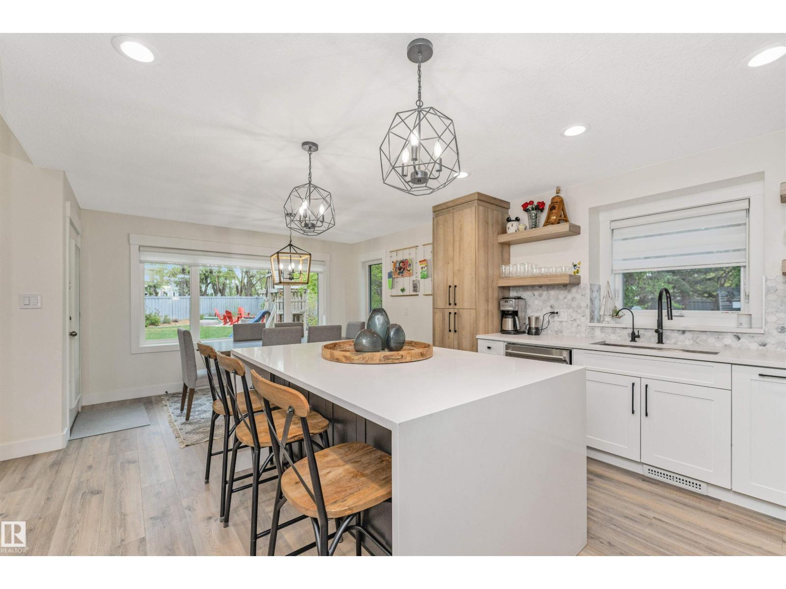 627 FOREST LN NW — photo 16