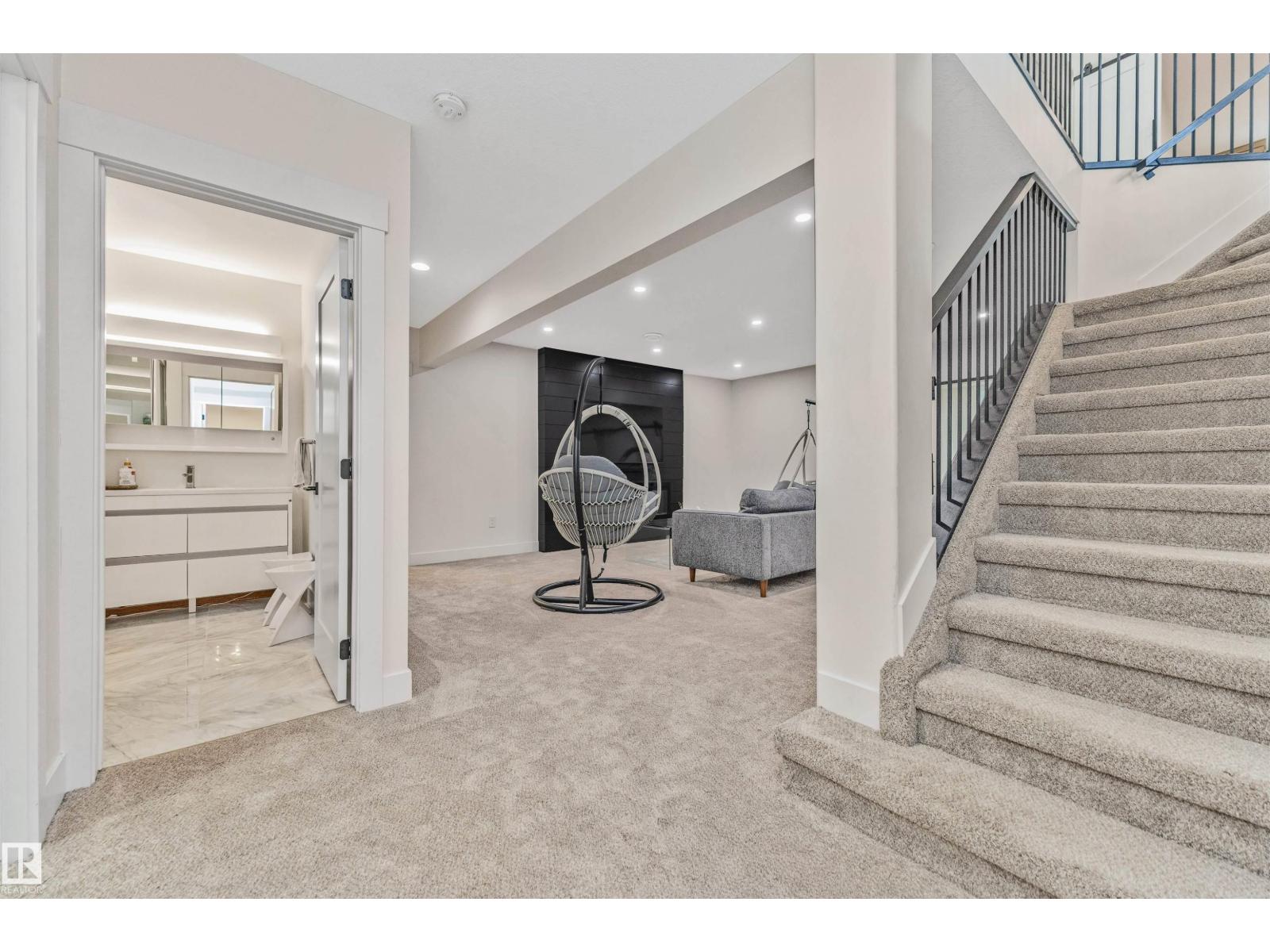 627 FOREST LN NW — photo 39