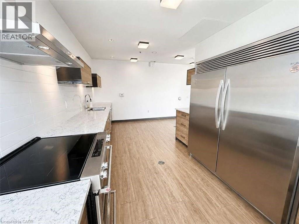 #1602 60 CHARLES Street W - 31