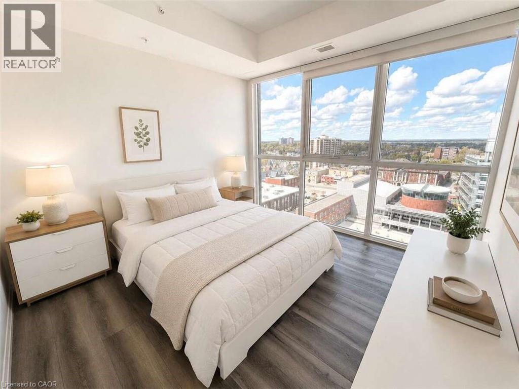 #1602 60 CHARLES Street W - 4