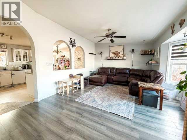 8218 Mission Heights Drive - Image 3