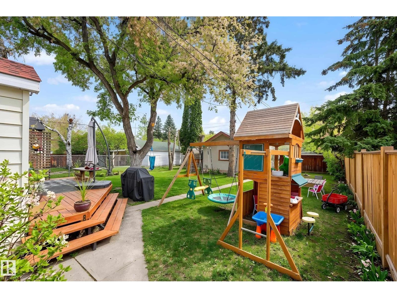 12315 103 ST NW - 40