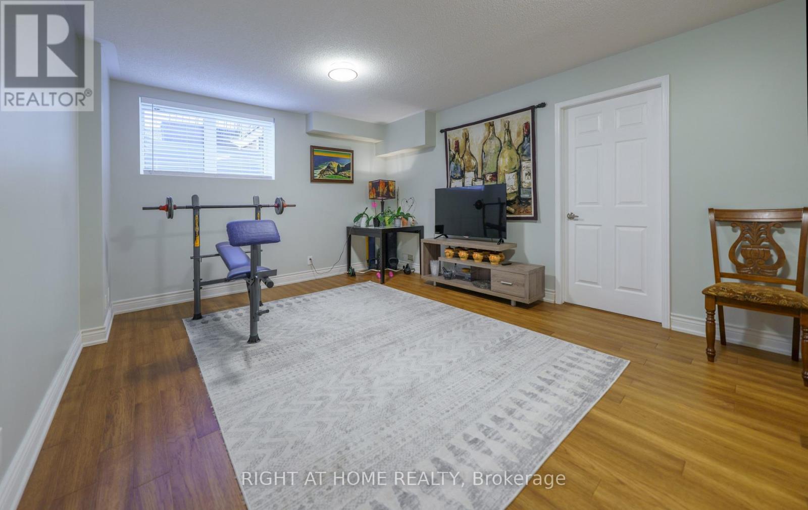 21 MARSHVIEW AVENUE - 16