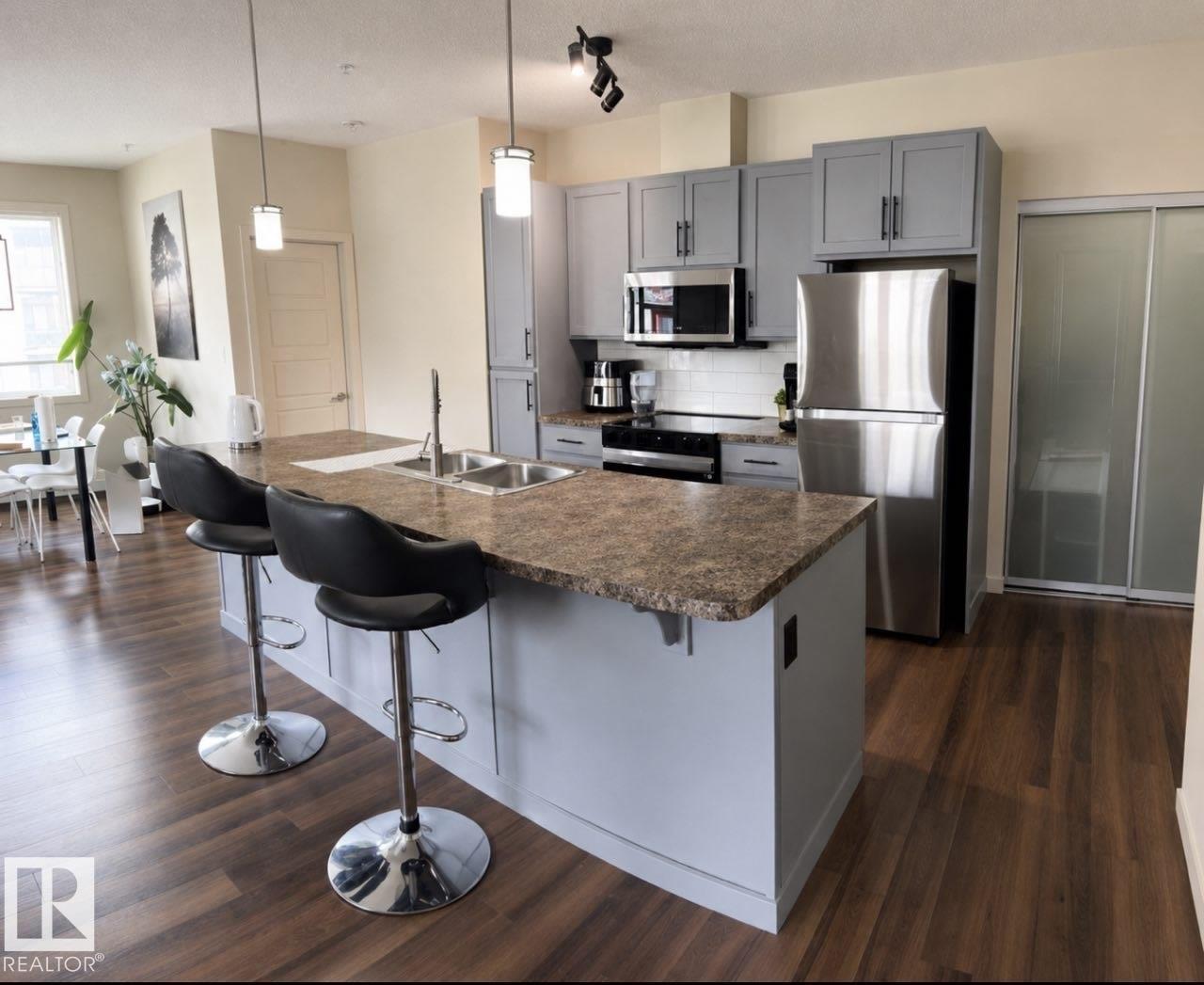 #228 308 Ambleside LI SW SW - 18