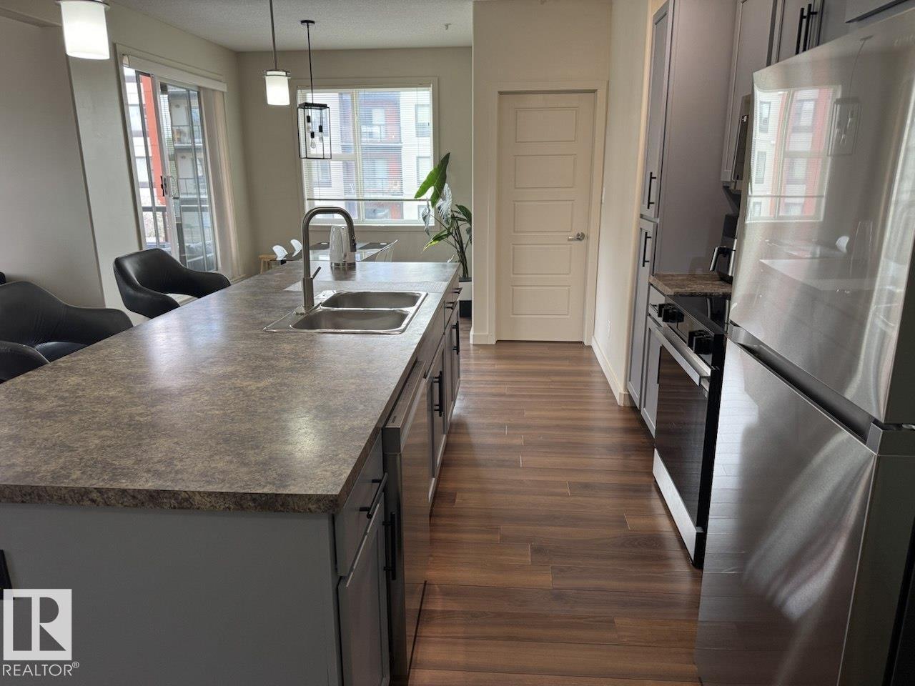 #228 308 Ambleside LI SW SW - 16