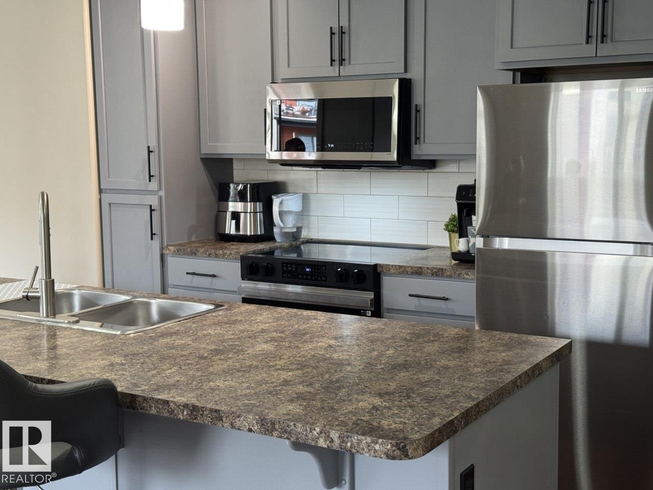 #228 308 Ambleside LI SW SW - 15