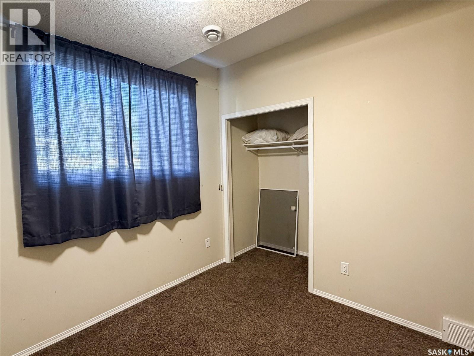 215 2nd STREET W - 13