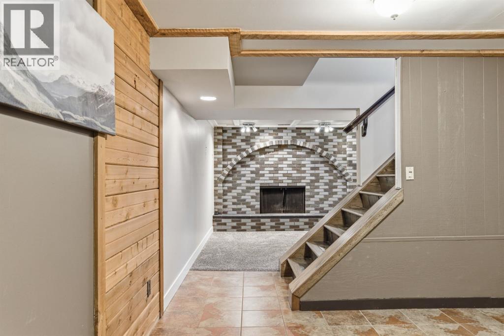 1315 Lake Michigan Crescent SE - 20