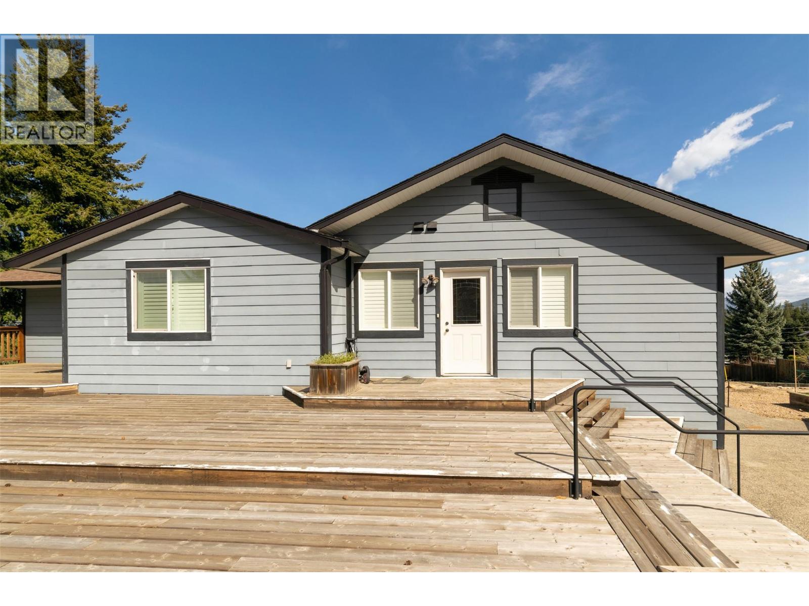 1350 13 Avenue SE - 18