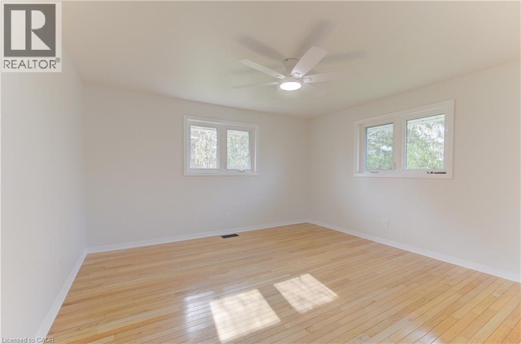 5554 KING Street - 25