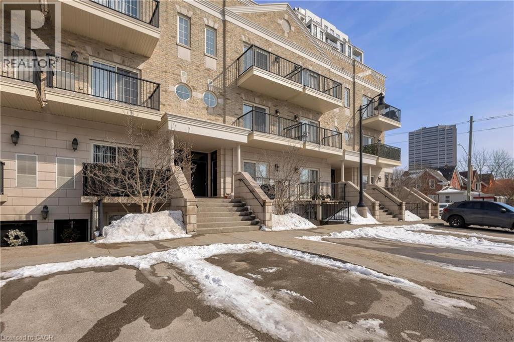 133 PARK Street Unit# 304, Waterloo, Ontario, N2L0B2 — Photo 4