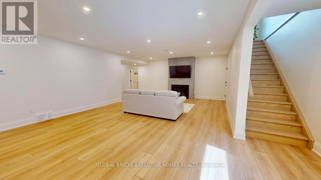 214 IRISHWOOD LANE - 32