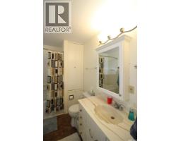 403 4th Street W, Shaunavon, SK S0N2M0 Photo 12