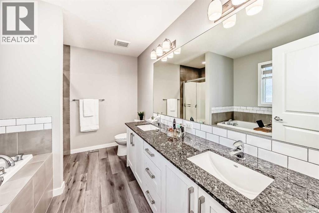 33 Sundown Avenue, Cochrane