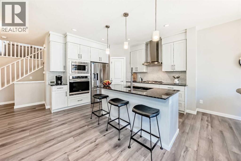 33 Sundown Avenue, Cochrane