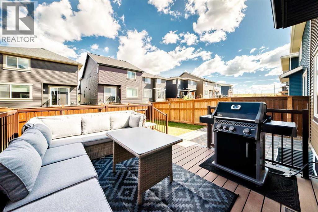 33 Sundown Avenue, Cochrane