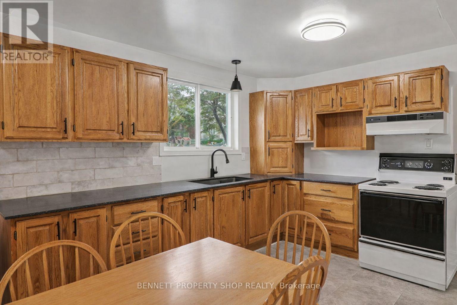 1312 AVENUE R AVENUE - 4