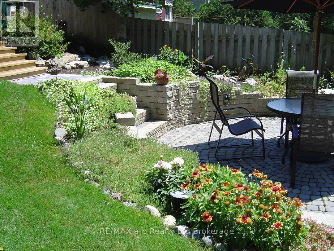191 JOHN STREET - 27
