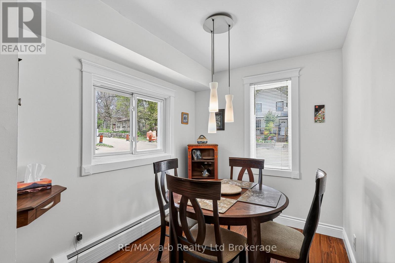 191 JOHN STREET - 7
