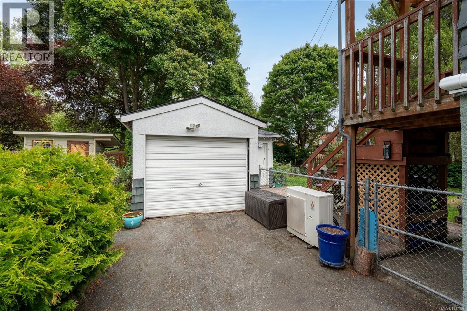 1914 Leighton Rd - 36