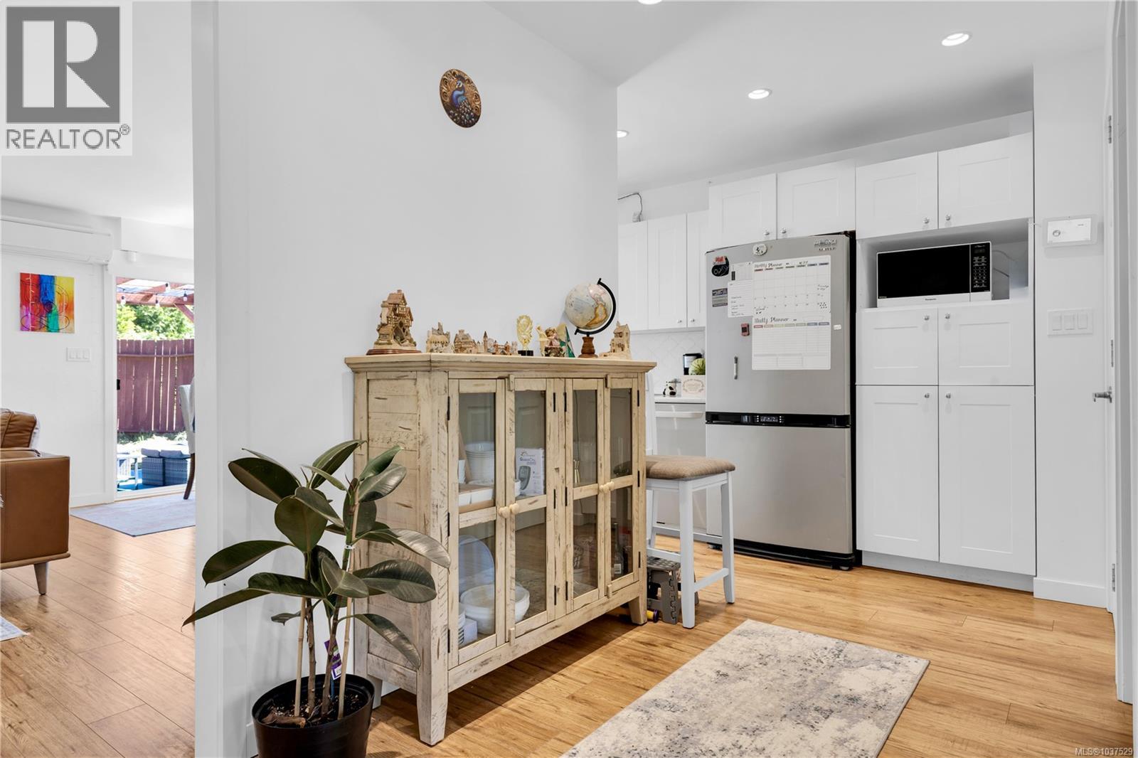726A Kelly Rd, Colwood