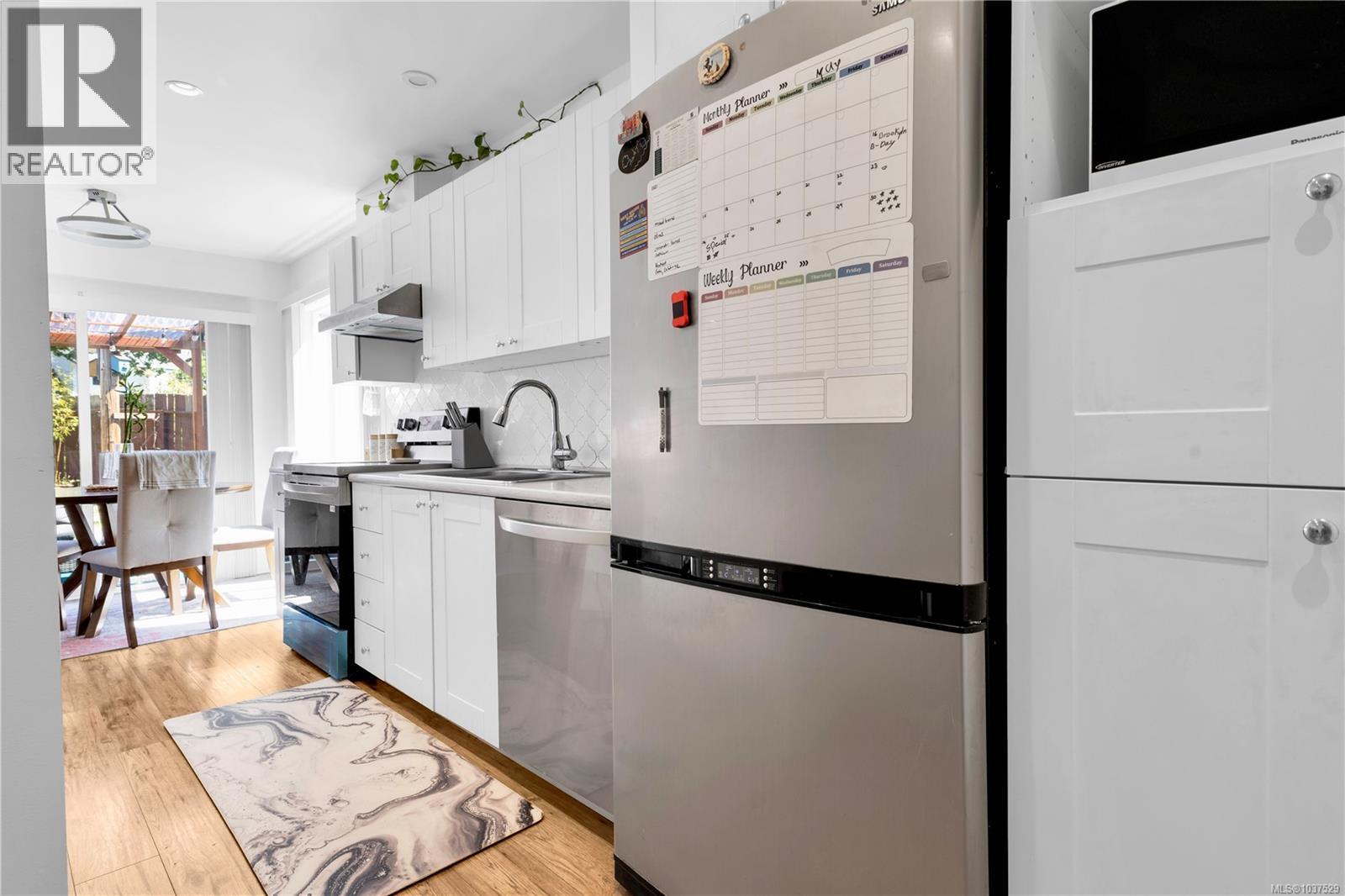 726A Kelly Rd, Colwood