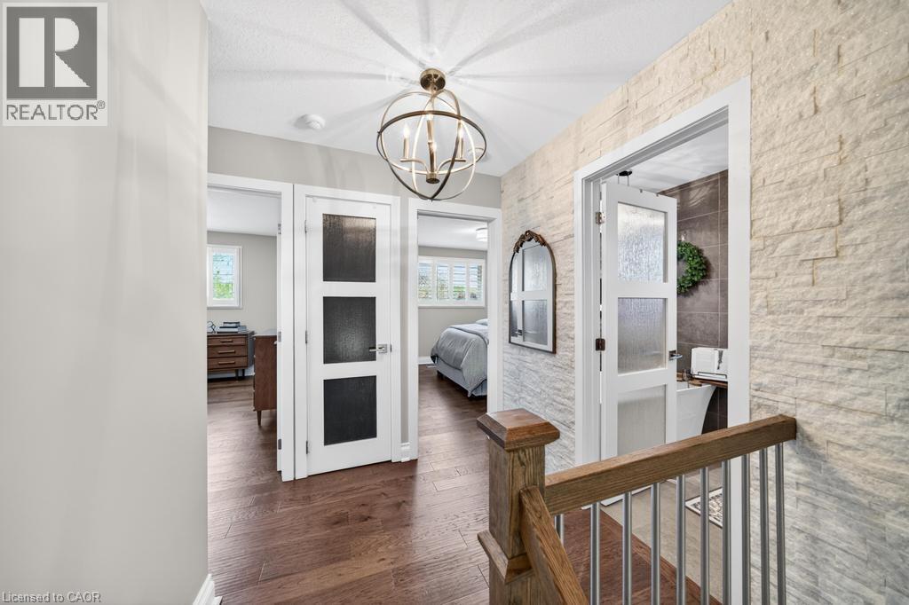 323 QUEEN VICTORIA Drive, Hamilton, Ontario, L8W1G6 — Photo 14