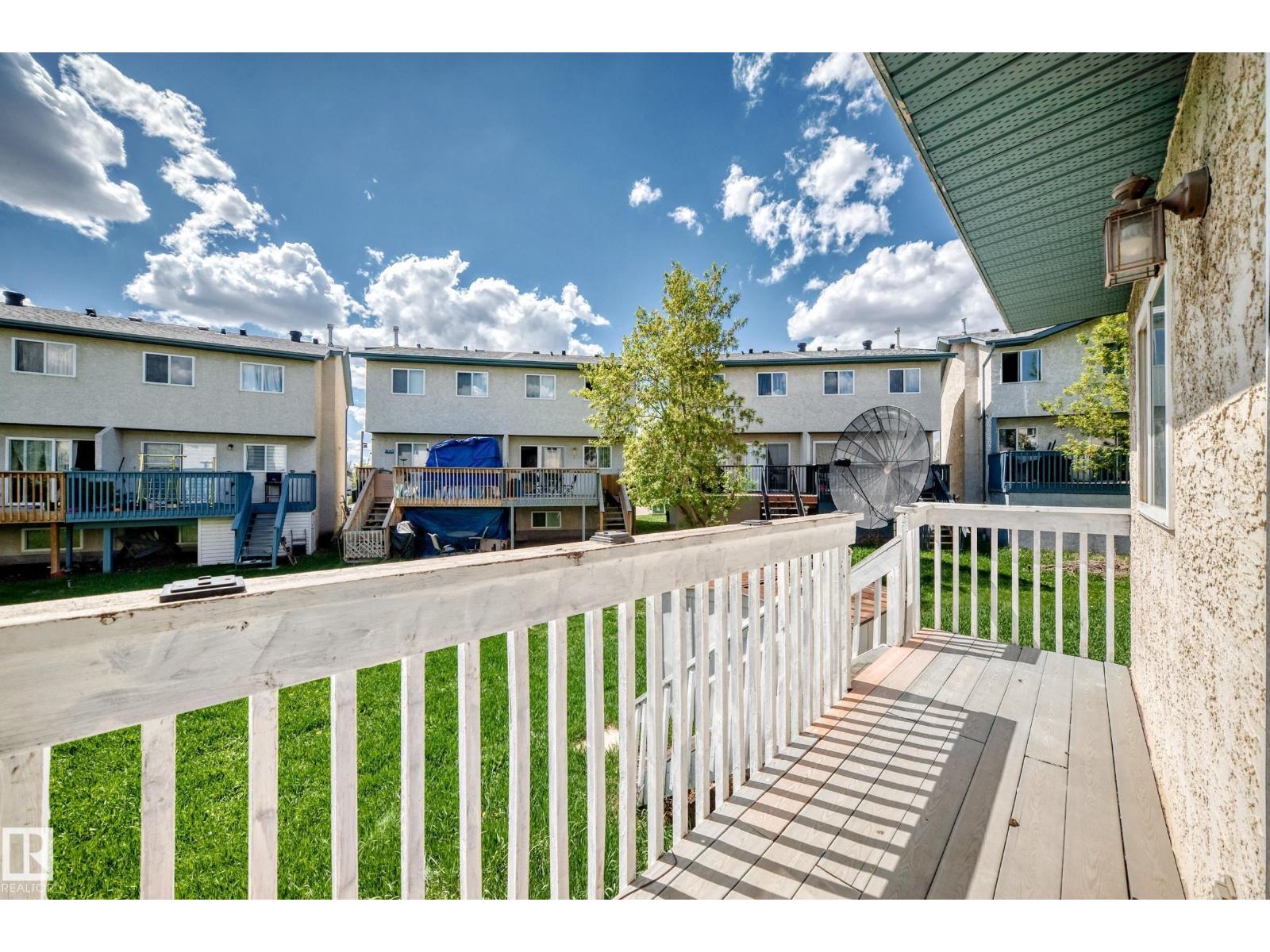 12615 47 ST NW - 12
