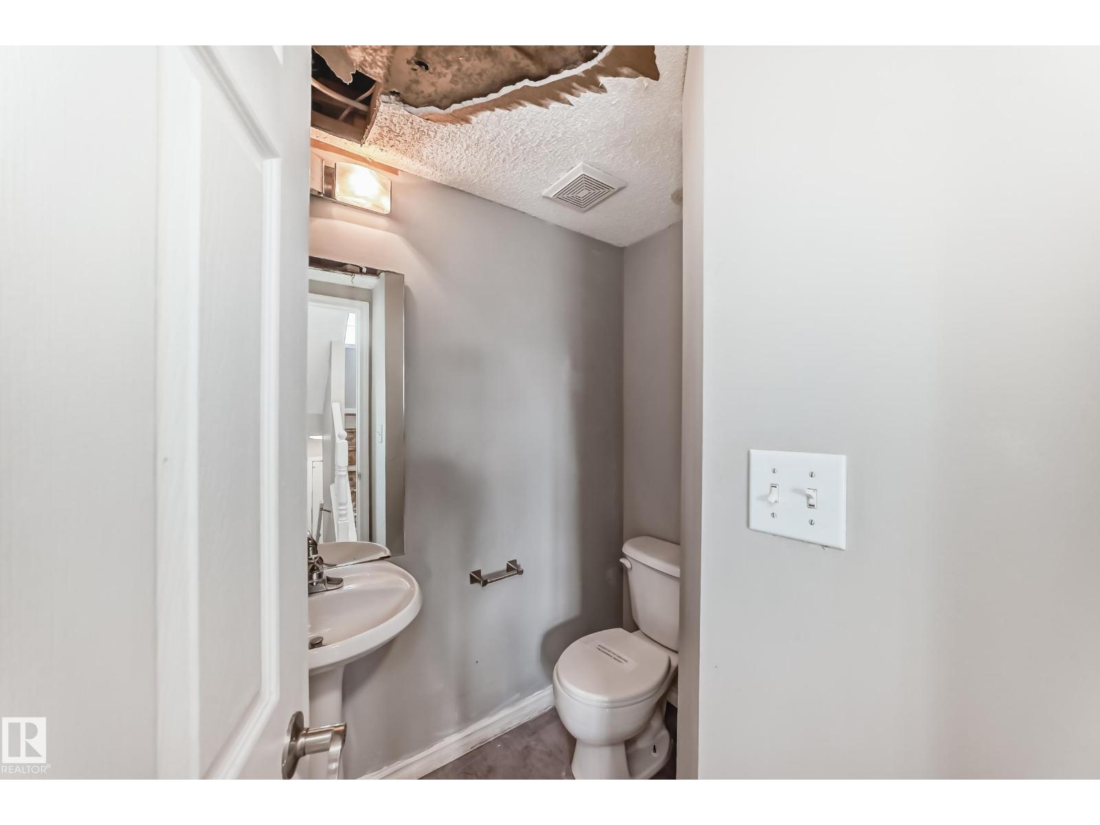 12615 47 ST NW - 17