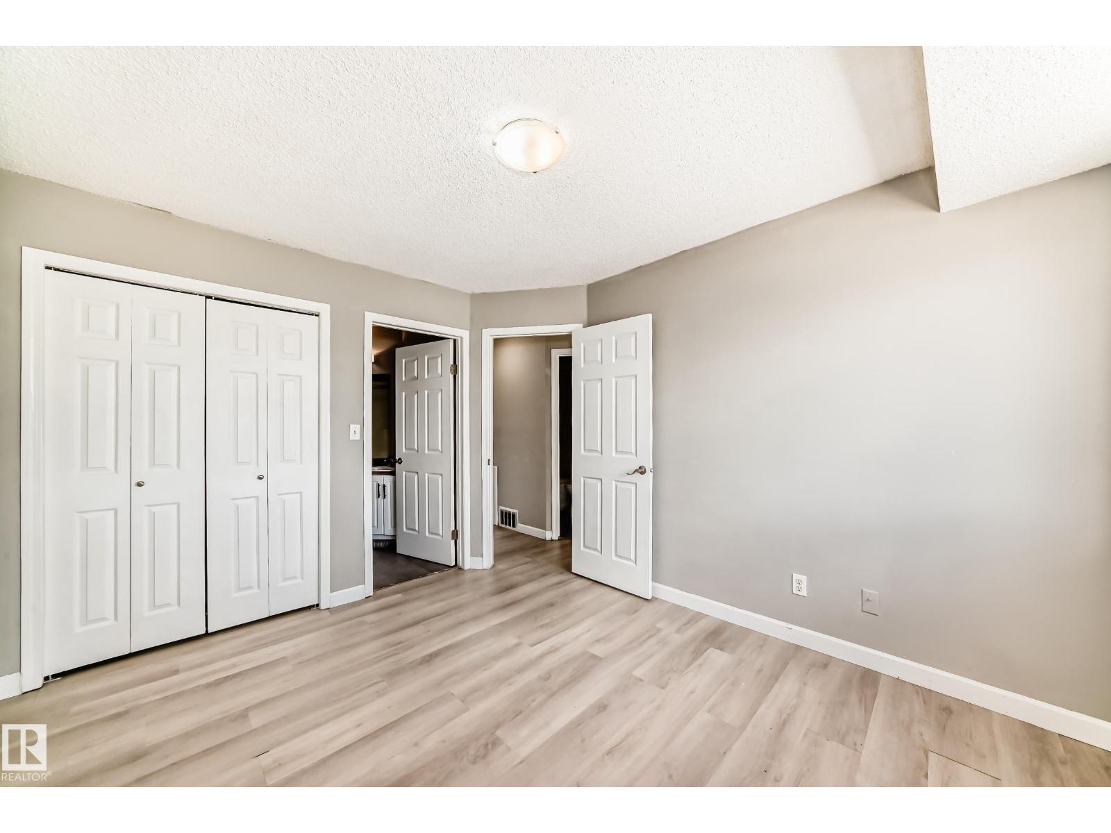 12615 47 ST NW - 22
