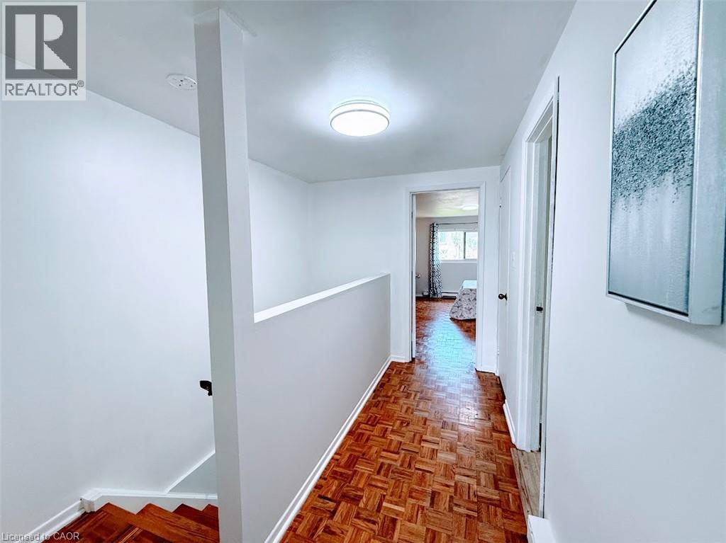 #G 515 N WEBER Street N - 15