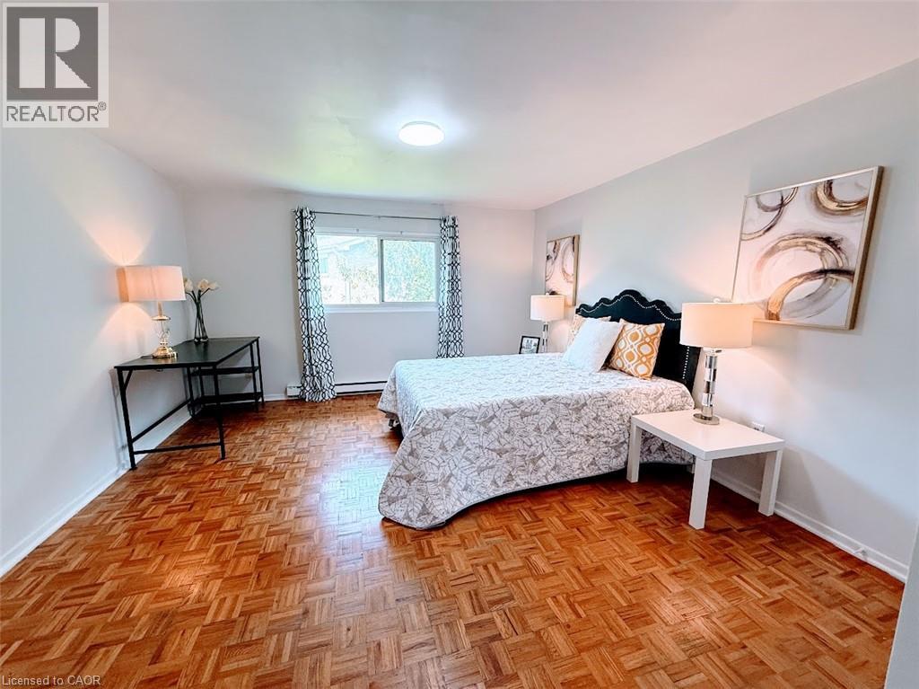 #G 515 N WEBER Street N - 16