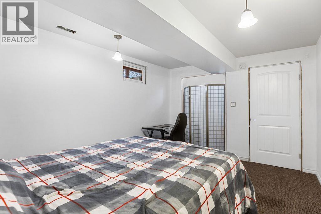 7189 GUELPH PLACE - 16