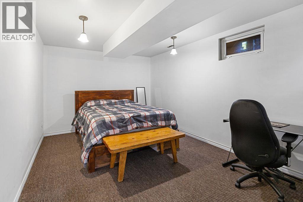 7189 GUELPH PLACE - 17