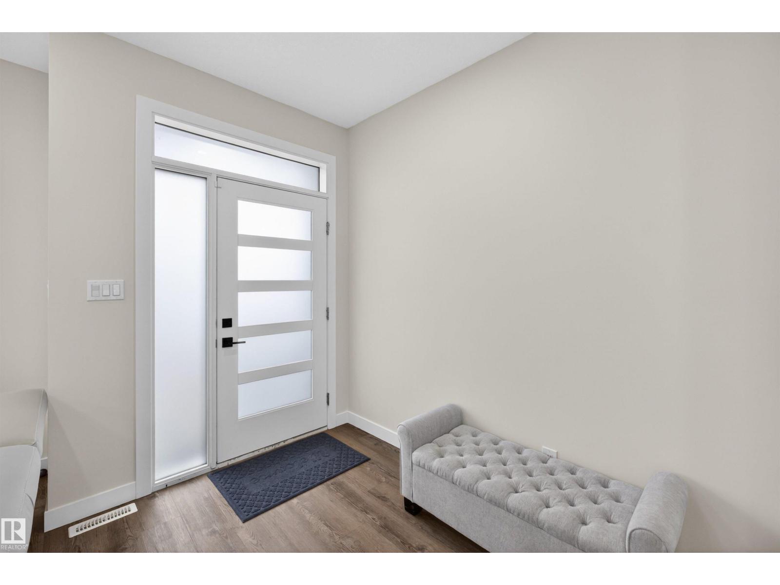 12205 125 ST NW - 12