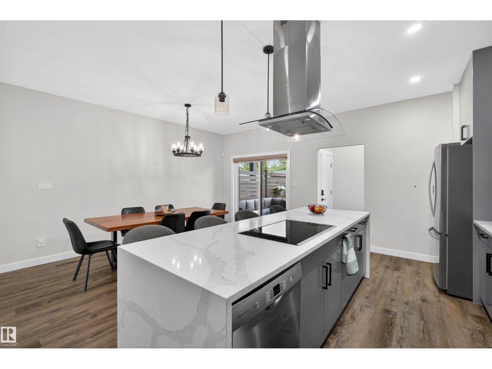 12205 125 ST NW - 20