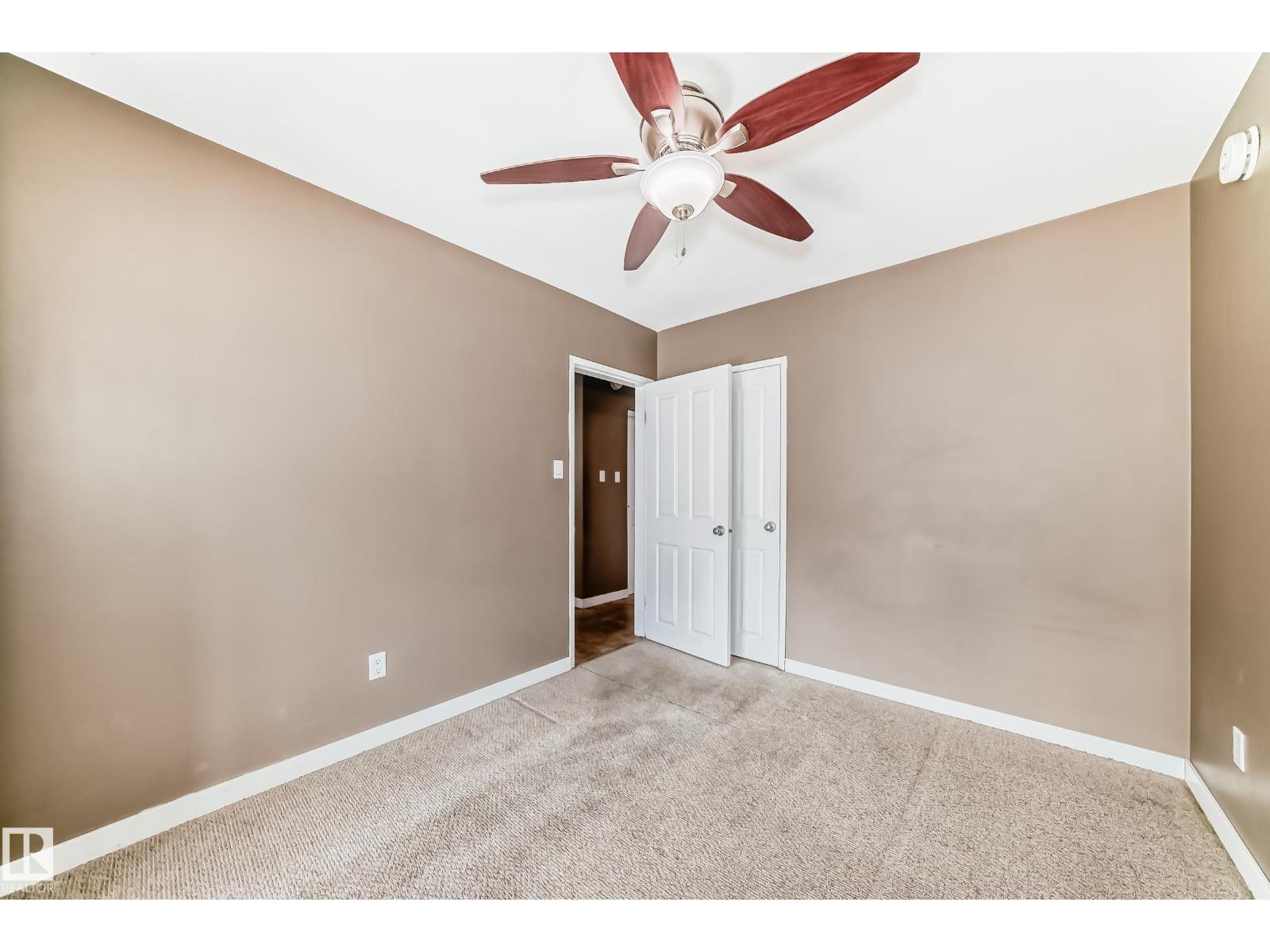 10837 65 AV NW - 30