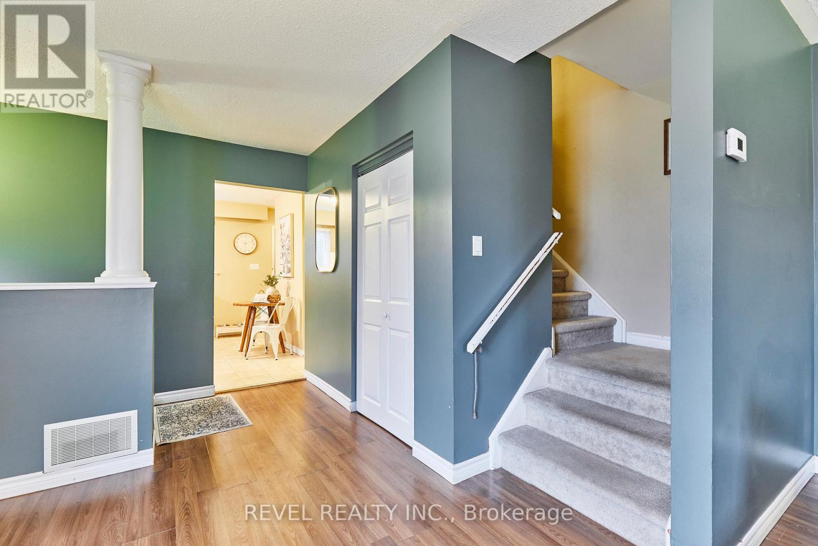 689 GIBB STREET - 7